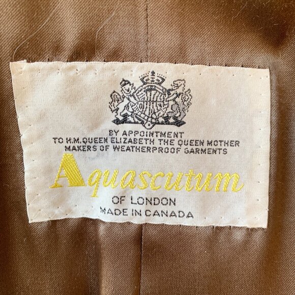 Vintage Aquascutum Trench Coat | Pure Virgin Wool Herringbone Plaid - Picture 12 of 14